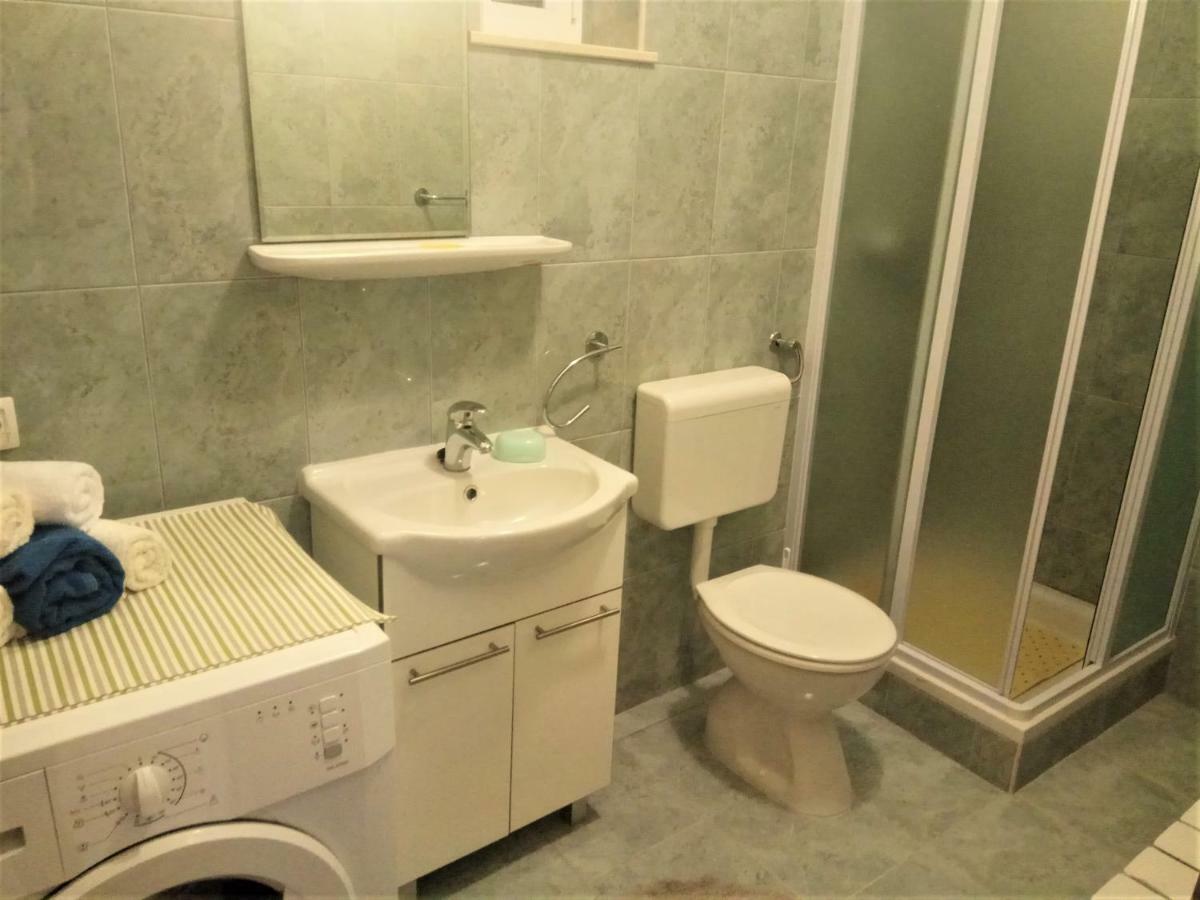 Countryside Vacation House Vitez Babino Polje Exterior photo